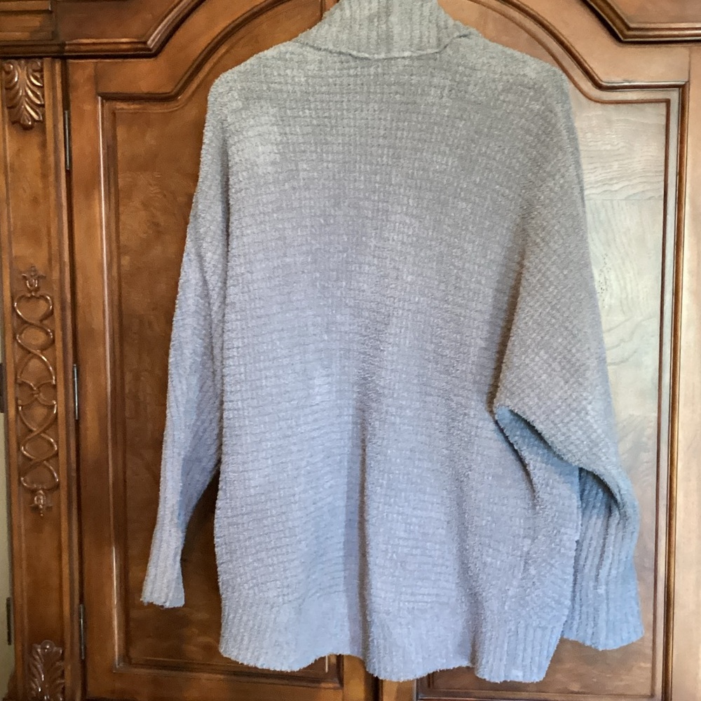 Barefoot Dreams Gray Oversized Cardigan
Size XXS/XS - Picture 5 of 7